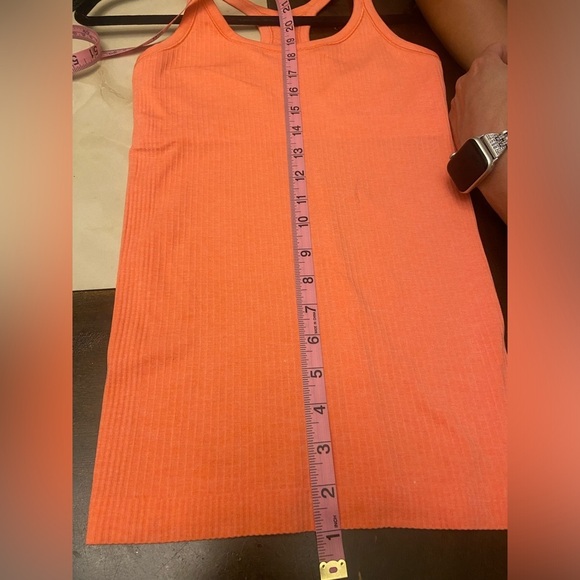 Lululemon top - Picture 8 of 14